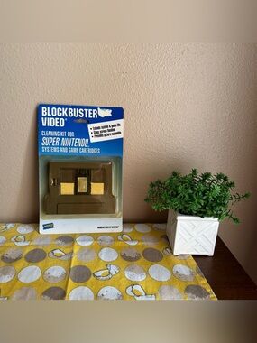 Vintage NIP 1993 Blockbuster Video Super Nintendo Cleaning Kit